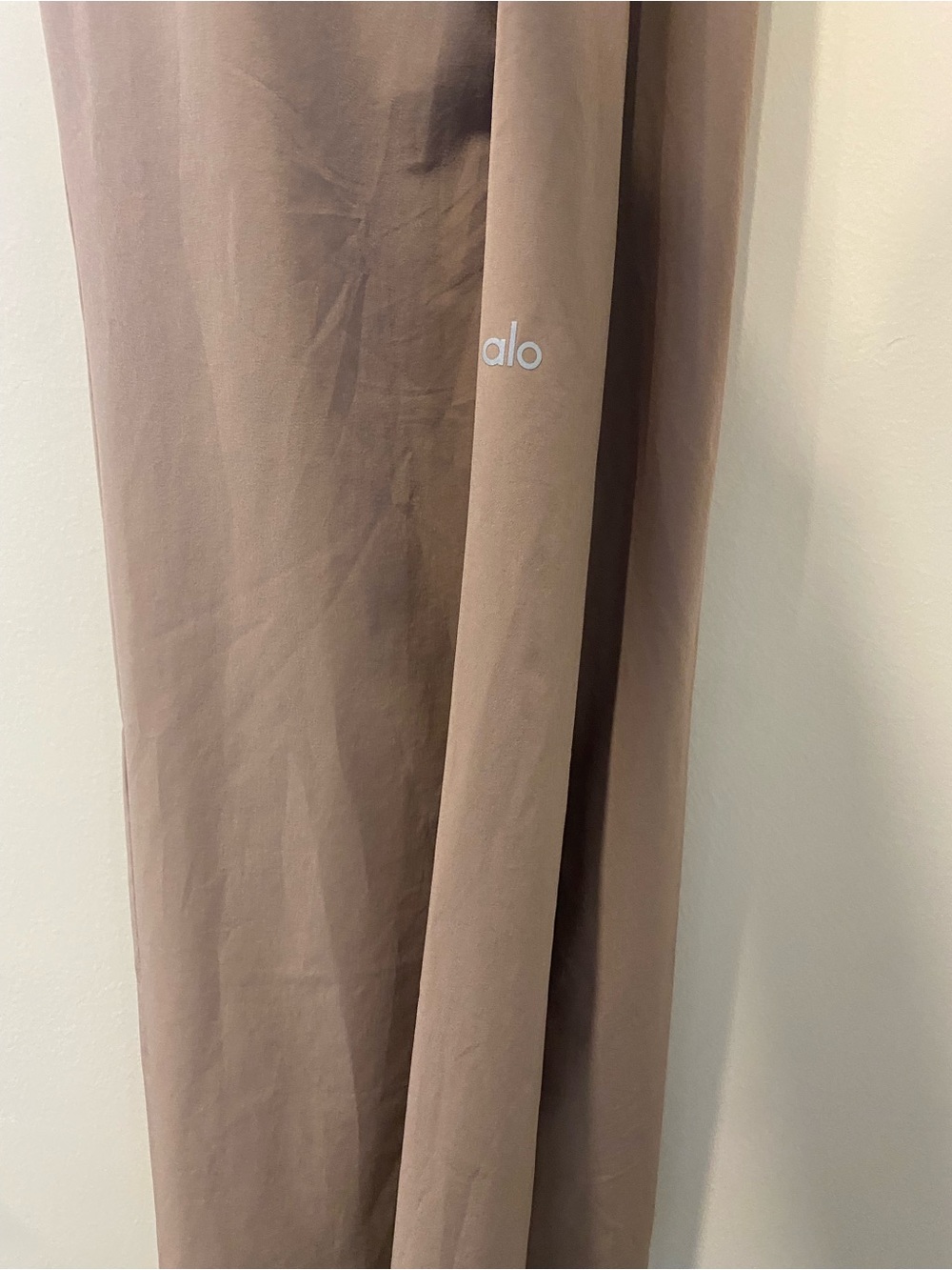 ALO Yoga Taupe Suit Up Trouser - Picture 6 of 8